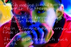 "KInder (im) Blick, 2008, 58x58cm, Digitalprint auf Banner, UL